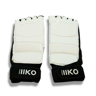 Drako 2KO Taekwando Gloves, Socks, & V-Guards