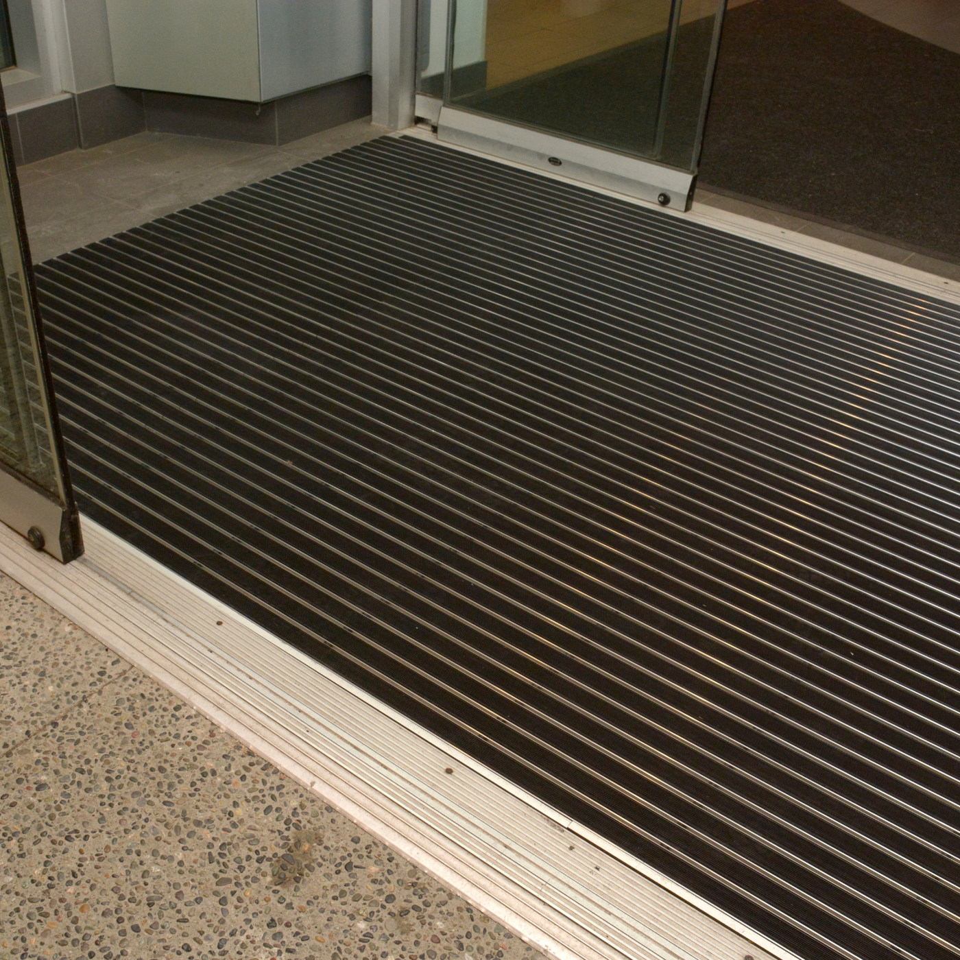 Top Clean Stabil XL Aluminum Entrance Matting - 22mm with Grooved Rubber